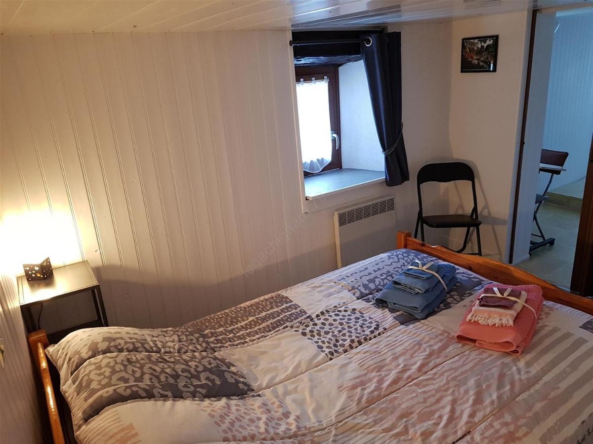 Chambre D'Hotes Le Gachignard Courlay Экстерьер фото